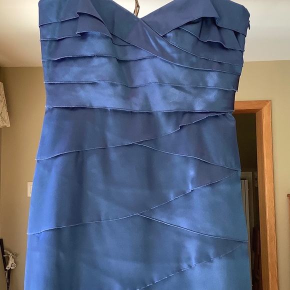 Dress NWOT - Picture 1 of 3